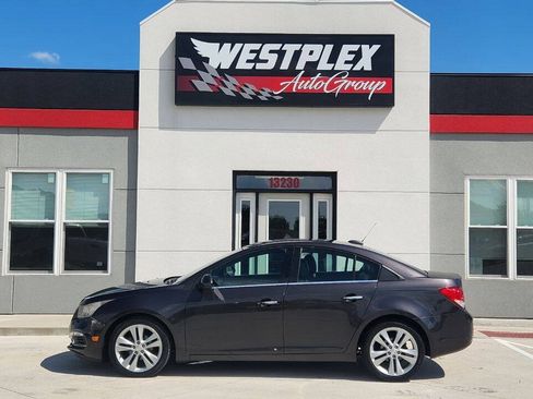 Used 2016 Chevrolet Cruze LTZ FWD image 25