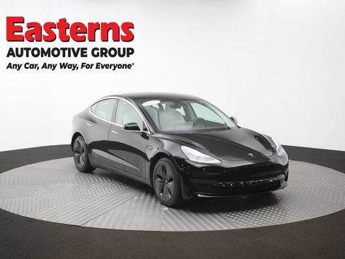 Used 2020 Tesla Model 3 Standard Range RWD image 44
