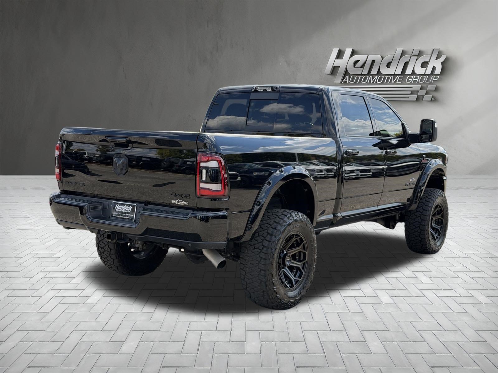 Used 2024 RAM 2500 Big Horn w/ Night Edition AWD/4WD image 10