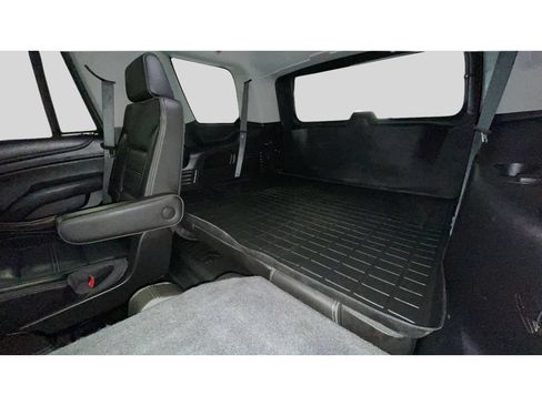 Used 2018 GMC Yukon Denali w/ Denali Ultimate Package AWD/4WD image 16