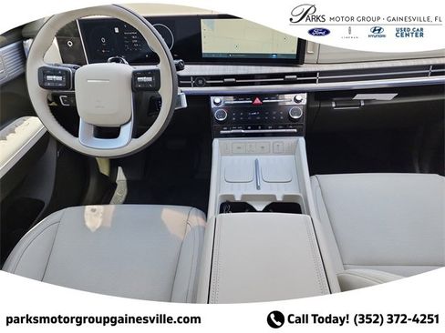 New 2025 Hyundai Santa Fe Calligraphy image 13