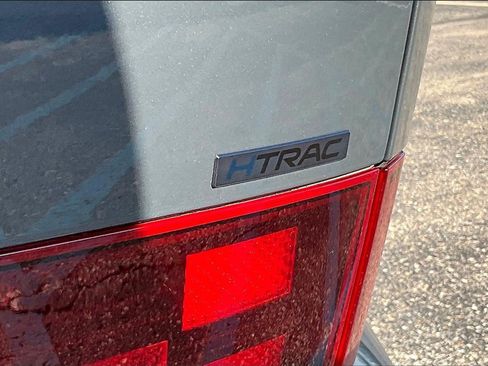 Used 2025 Hyundai Santa Fe Calligraphy image 8