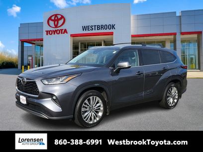 Used 2023 Toyota Highlander Platinum