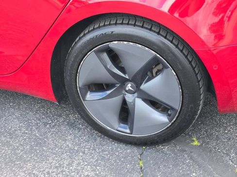 Used 2018 Tesla Model 3 Long Range AWD/4WD image 18