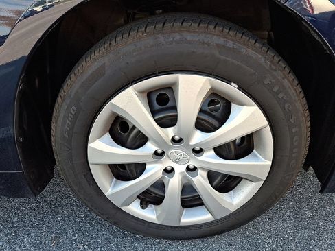 Used 2026 Toyota Corolla LE FWD image 8