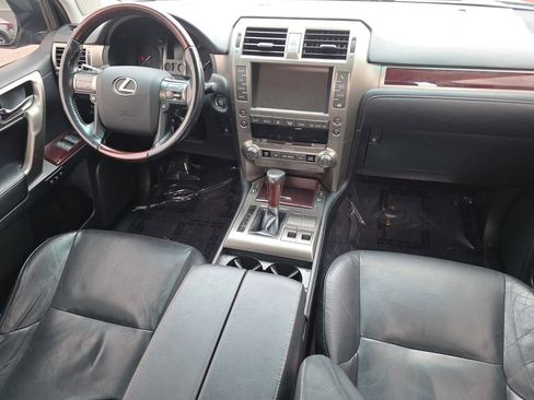Used 2017 Lexus GX 460 Premium AWD/4WD image 27