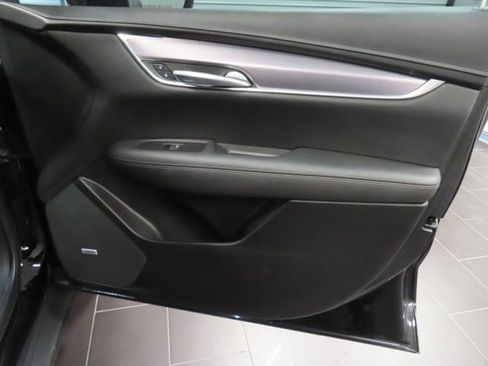 Certified 2022 Cadillac XT5 Luxury image 13