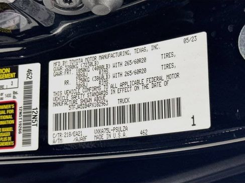 Used 2023 Toyota Tundra Limited AWD/4WD image 31