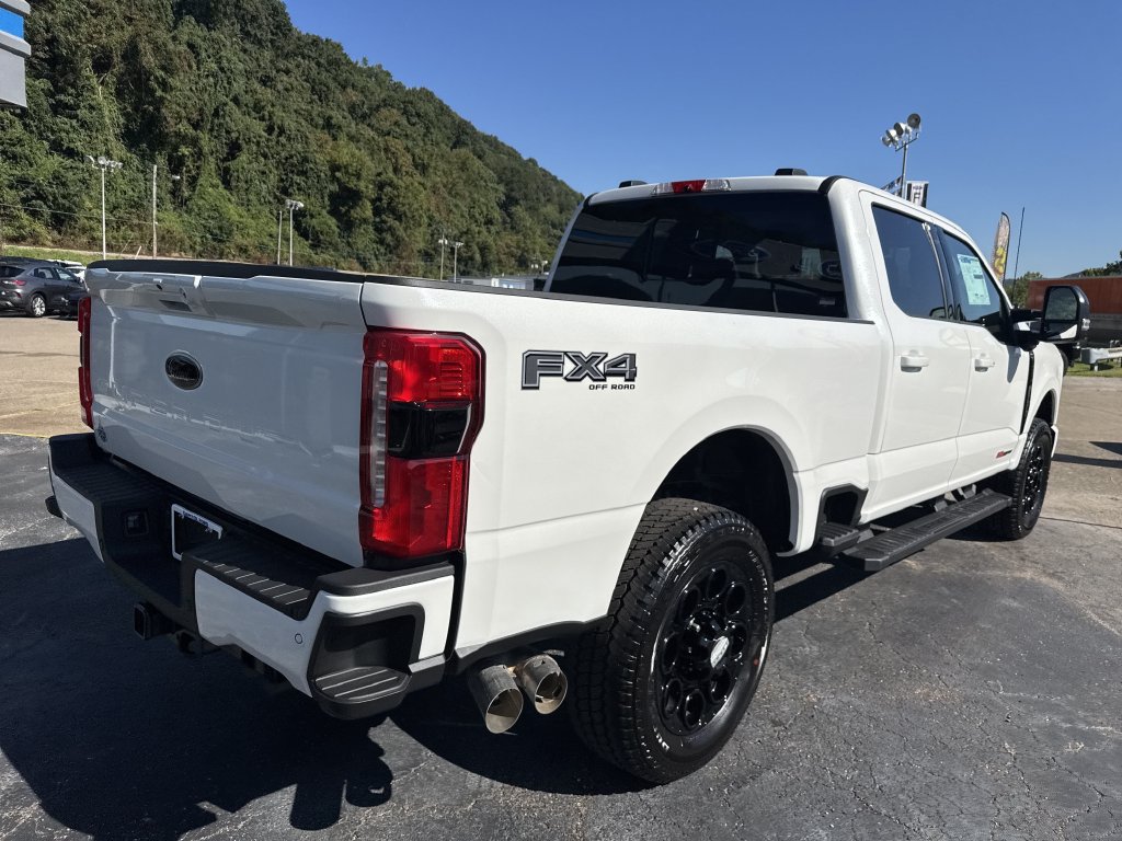 New 2025 Ford F250 Lariat w/ Lariat Ultimate Package AWD/4WD image 4