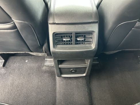 Used 2022 Ford Edge SEL AWD/4WD image 18