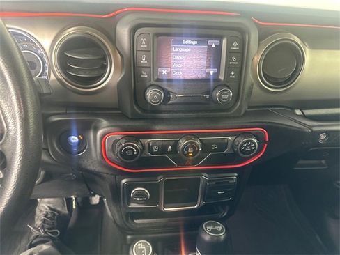 Used 2020 Jeep Wrangler Unlimited Sport image 28