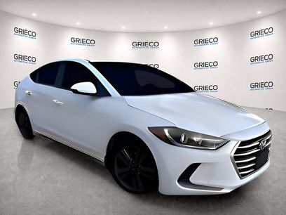 Used 2017 Hyundai Elantra SE