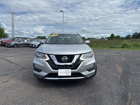 Used 2019 Nissan Rogue S AWD/4WD image 8