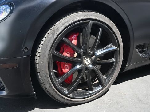 Used 2020 Bentley Continental GT AWD/4WD image 18