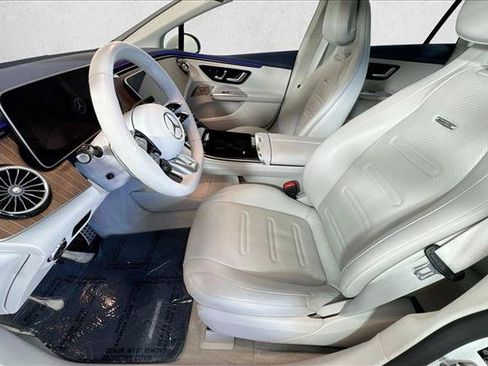 Used 2023 Mercedes-Benz EQE AMG 4MATIC Sedan image 19