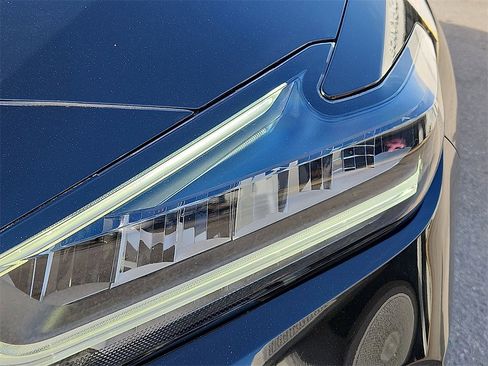 Certified 2023 Nissan Maxima Platinum w/ Sport Mat Group image 10