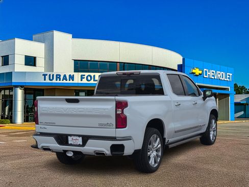New 2026 Chevrolet Silverado 1500 High Country AWD/4WD image 5