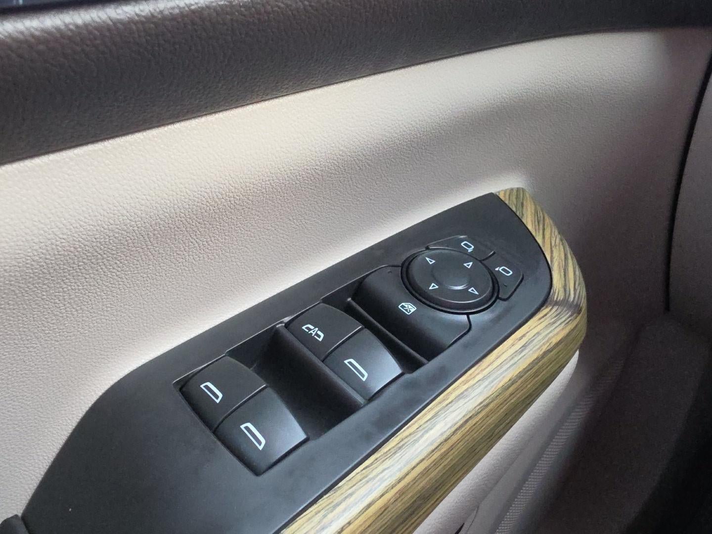 Used 2019 GMC Acadia Denali w/ Technology Package AWD/4WD image 54