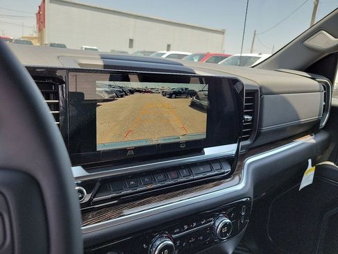 Used 2024 GMC Sierra 1500 Elevation image 13