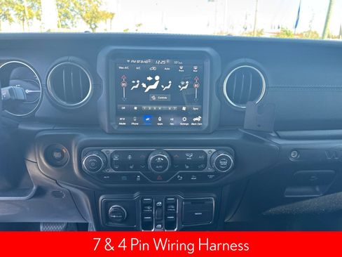 Used 2021 Jeep Wrangler Unlimited Rubicon 4xe w/ Steel Bumper Group image 23