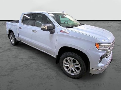 New 2026 Chevrolet Silverado 1500 LTZ w/ Z71 Off-Road Package AWD/4WD image 5