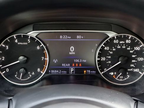 Used 2025 Nissan Altima 2.5 SV FWD image 31