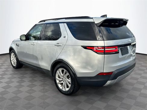 Used 2018 Land Rover Discovery HSE image 8