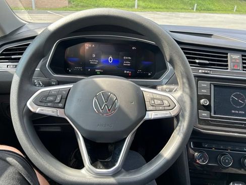 Used 2023 Volkswagen Tiguan S AWD/4WD image 15