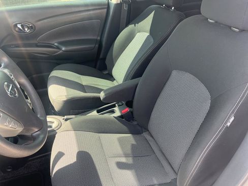 Used 2018 Nissan Versa SV FWD image 15