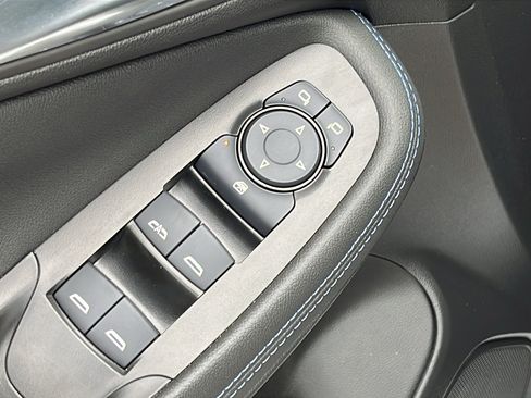 Used 2026 Buick Encore GX Sport Touring w/ Advanced Technology Package FWD image 12