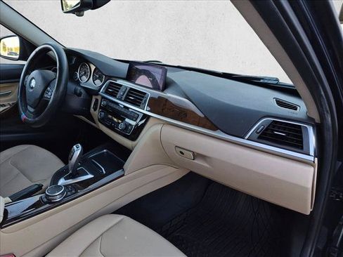 Used 2017 BMW 320i Sedan RWD image 20