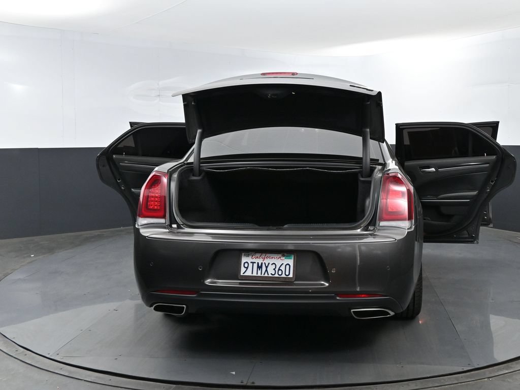 Used 2023 Chrysler 300 S RWD image 25