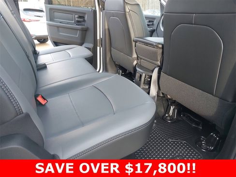 Used 2024 RAM 2500 Tradesman w/ Chrome Appearance Group image 12