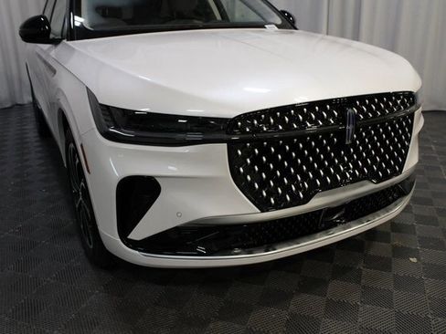 New 2026 Lincoln Nautilus Reserve image 53