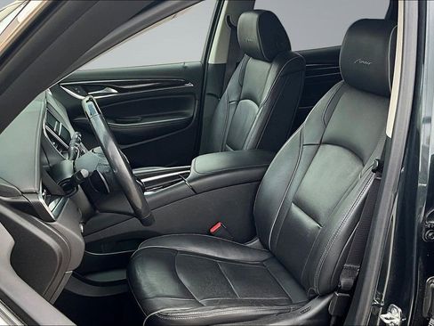 Used 2020 Buick Enclave Avenir w/ Avenir Technology Package AWD/4WD image 22