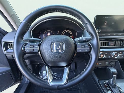 Used 2022 Honda Civic EX-L image 16