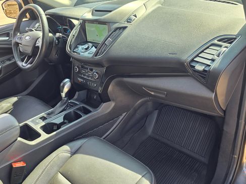 Used 2018 Ford Escape Titanium image 24