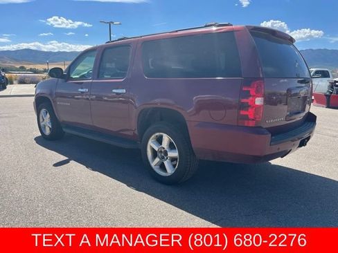 Used 2008 Chevrolet Suburban LTZ w/ LTZ Preferred Equipment Group AWD/4WD image 5