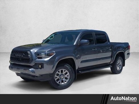 Used 2019 Toyota Tacoma SR5 RWD image 1