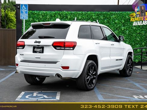 Used 2021 Jeep Grand Cherokee Laredo X AWD/4WD image 5