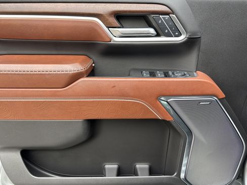 Used 2024 GMC Sierra 3500 Denali Ultimate image 14