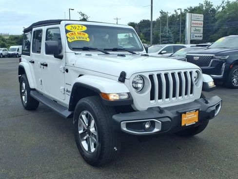 Certified 2022 Jeep Wrangler Unlimited Sahara w/ Cold Weather Group AWD/4WD image 3