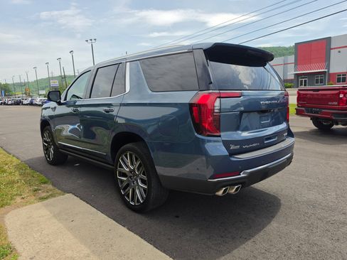 Used 2025 GMC Yukon Denali Ultimate AWD/4WD image 6