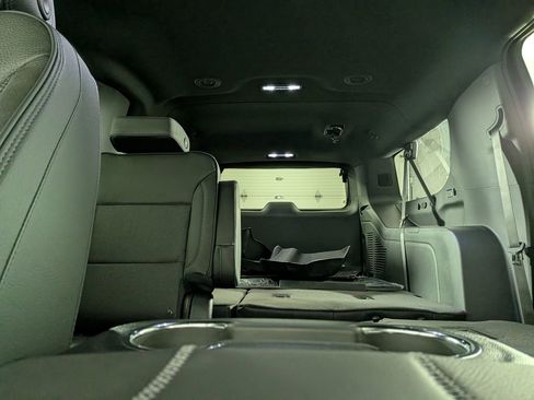 New 2026 GMC Yukon XL Denali w/ LPO, Floor Liner Package image 27