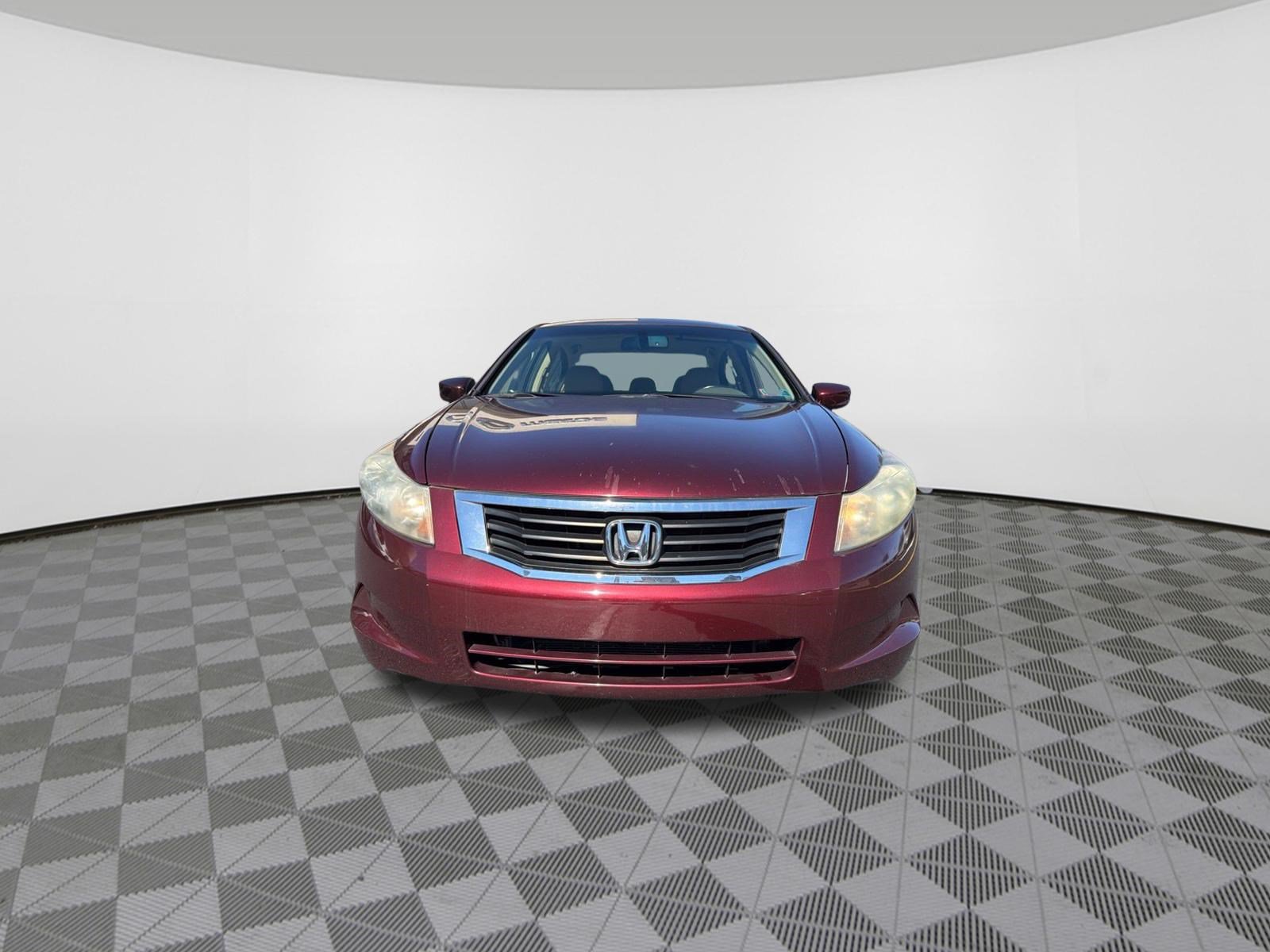Used 2010 Honda Accord EX-L image 2