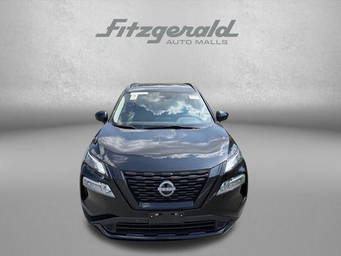 Used 2023 Nissan Rogue SV w/ SV Premium B Package AWD/4WD image 2