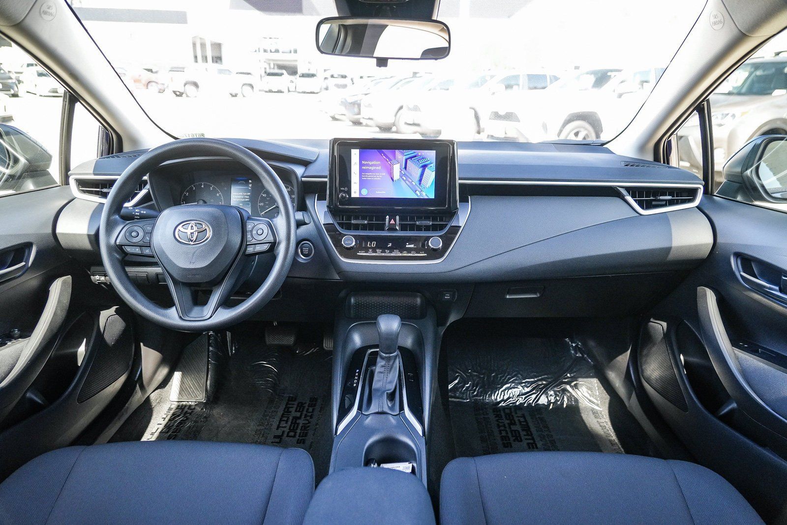 Used 2024 Toyota Corolla LE w/ LE Convenience Package FWD image 12
