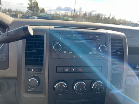 Used 2012 RAM 1500 ST w/ SXT Appearance Group AWD/4WD image 7