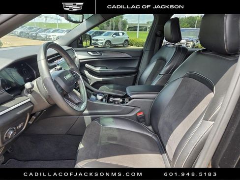 Used 2023 Jeep Grand Cherokee L Laredo AWD/4WD image 9