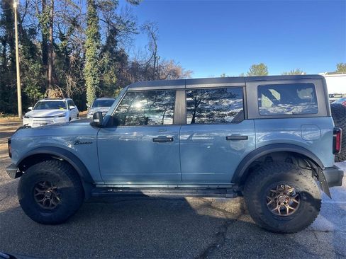 Used 2022 Ford Bronco Wildtrak image 6